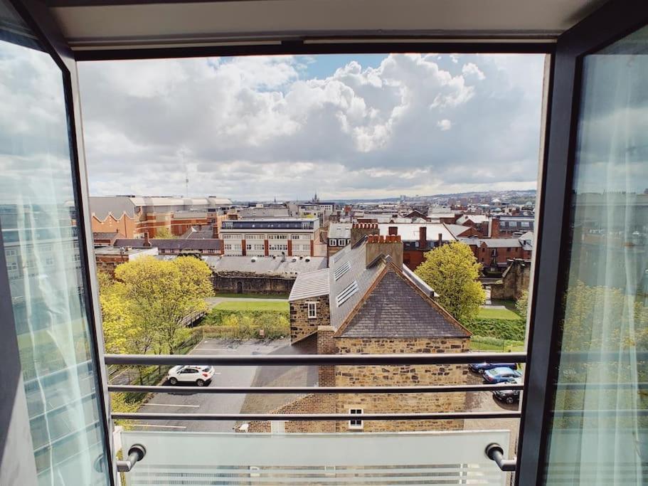 Centre - Sleeps 6 - Open Plan Newcastle upon Tyne